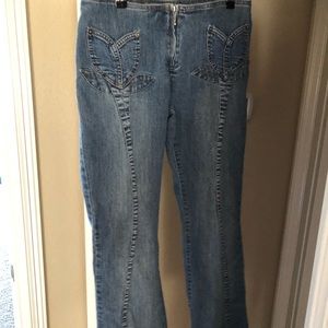 Adorable Tulip Front pocket jeans
